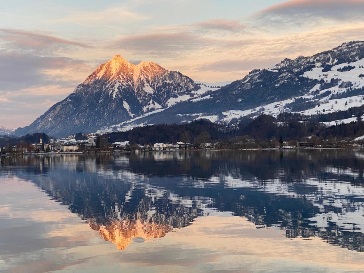 Luxury Loft On Top Of Villa Wilen With Tremendous Views By The Lake ซาร์เนน ภายนอก รูปภาพ